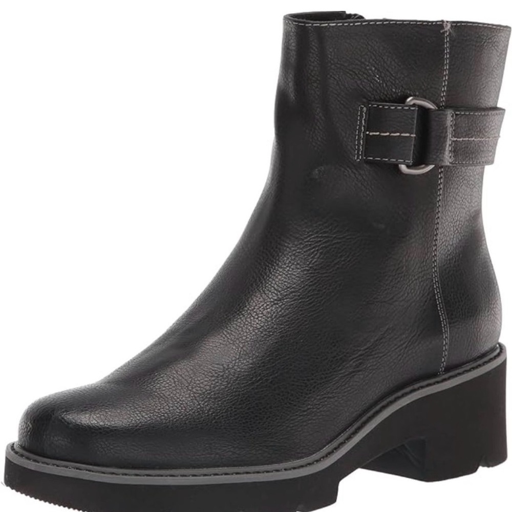 Naturalizer Carlena ankle boots NEW